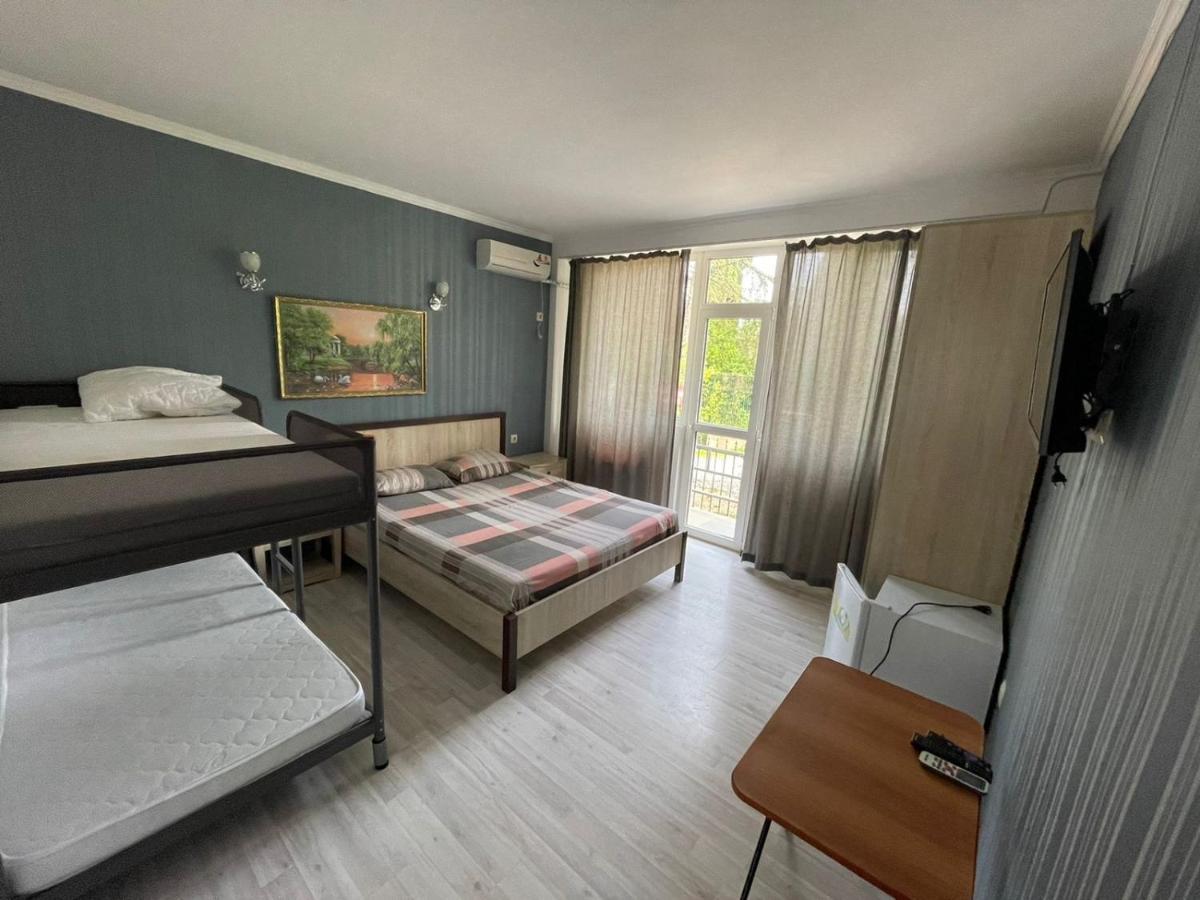 Mira Hotel New Athos Ngoại thất bức ảnh