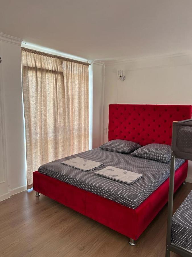 Mira Hotel New Athos Ngoại thất bức ảnh