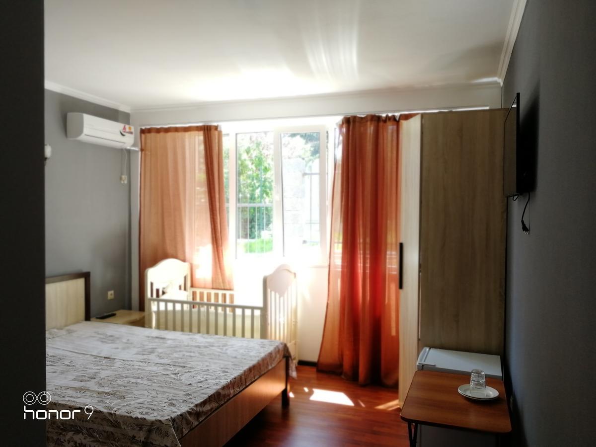 Mira Hotel New Athos Ngoại thất bức ảnh